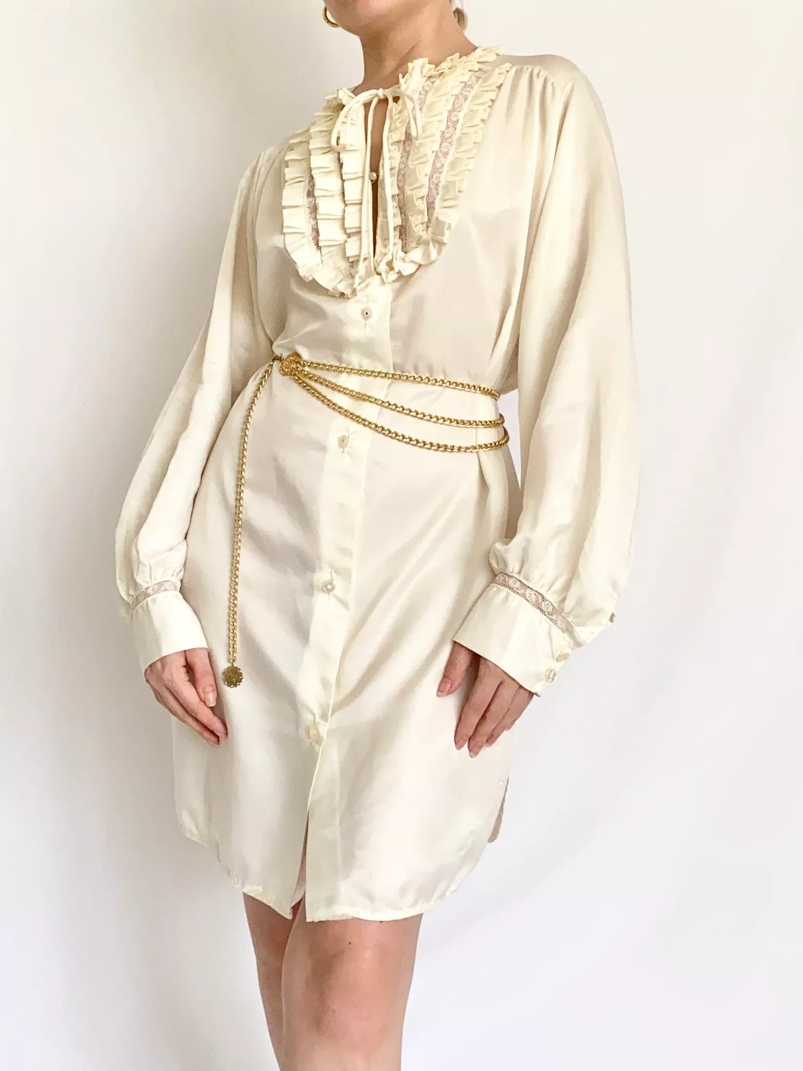 Satin De Lyse Victorian Style 1950s Cream Nightgown (S-L)